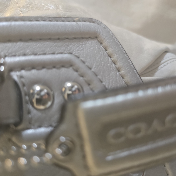 Beautiful Coach Off White And Sillver Leather Satchel With Unbranded Dust Bag - Picture 3 of 16